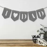Holz-Girlande „I love Dad“ aus Birken-Sperrholz – 5 Wimpel