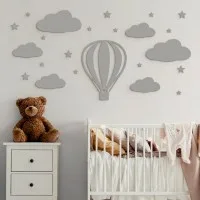 Déco murale montgolfière avec nuages et étoiles – contreplaqué de bouleau, chambre d’enfant