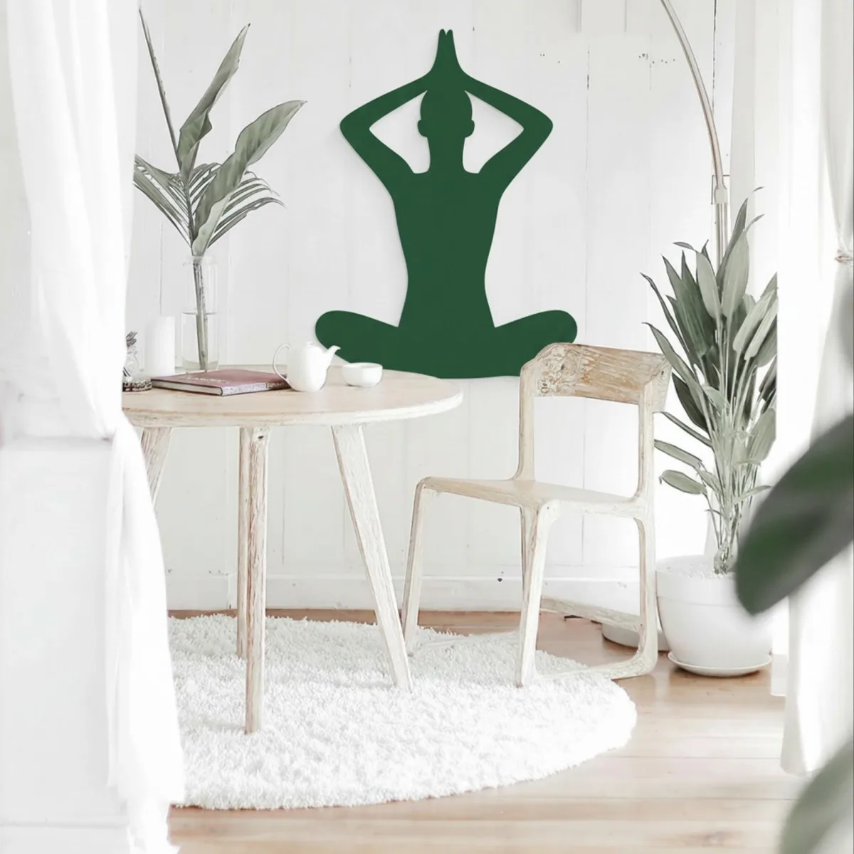 Yoga Sitzende Pose 02 Wanddekoration aus Birken-Sperrholz