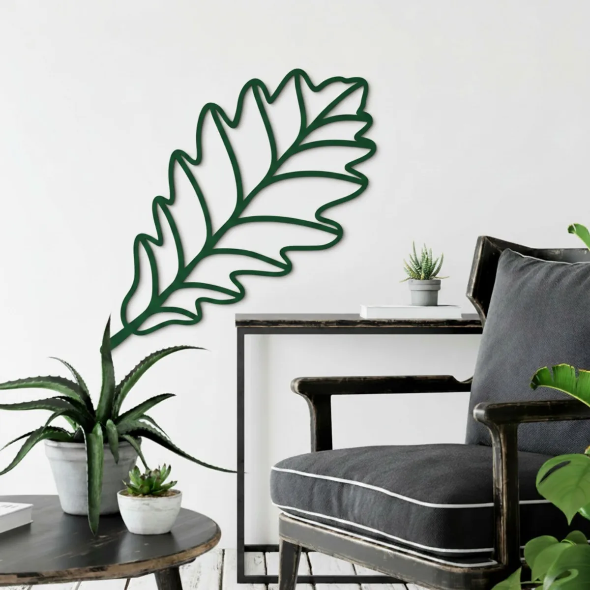 Birch plywood wall decoration - Oak leaf