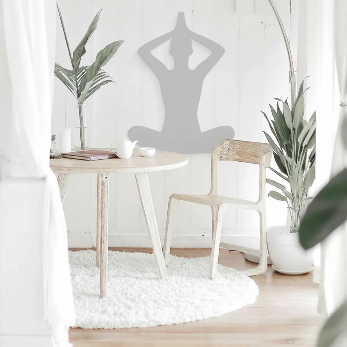 Yoga Sitzende Pose 02 Wanddekoration aus Birken-Sperrholz