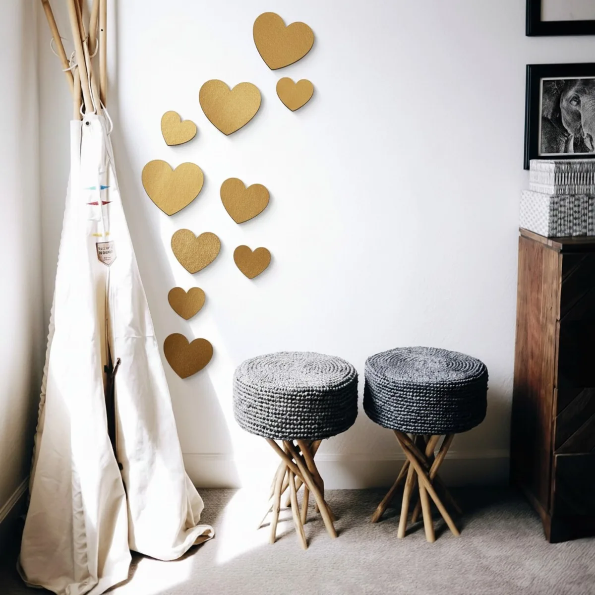 Birch Plywood Wood Wall Decoration - Hearts (10 pieces)