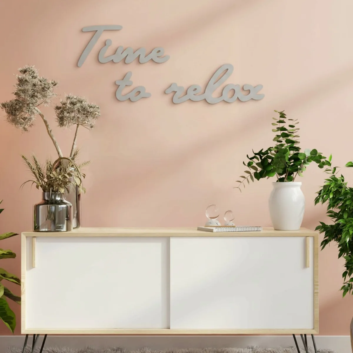 Holzschriftzug „Time to relax“ aus Birken-Sperrholz