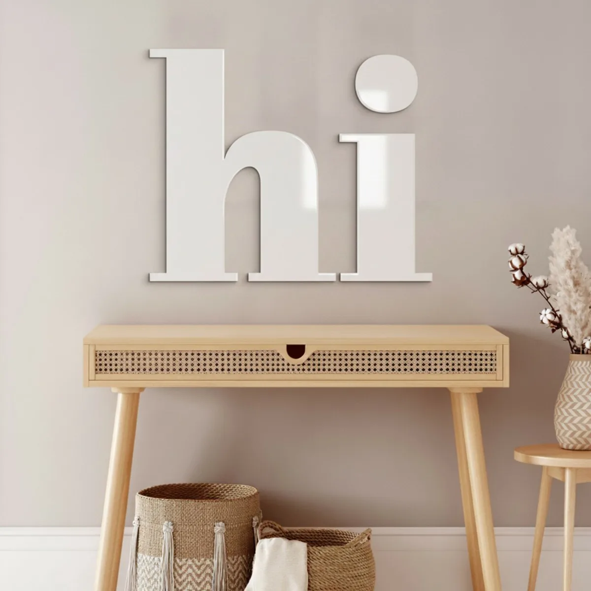 Enseigne Hi en contreplaqué de bouleau – déco murale 24x20 cm