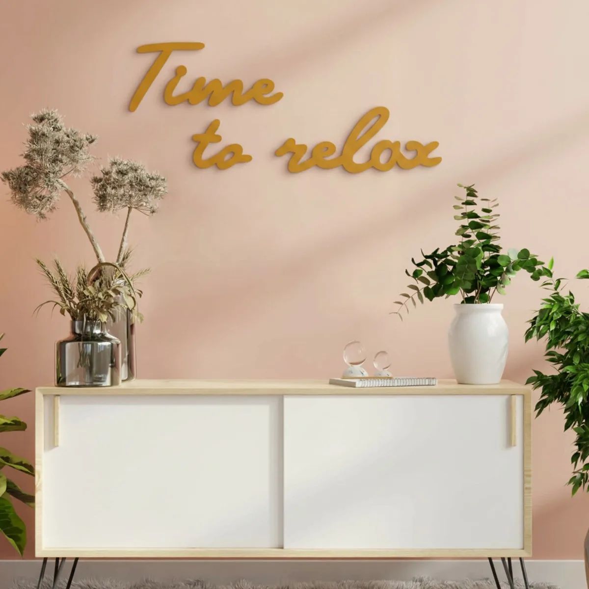 Holzschriftzug „Time to relax“ aus Birken-Sperrholz