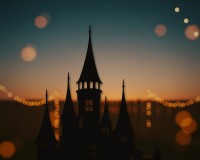Haunted Castle Wall Decor – Spired Halloween Castle – Birch Plywood