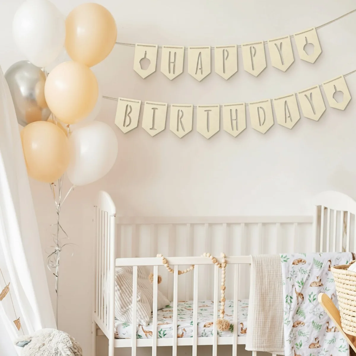 Décoration en bois - Guirlande Happy Birthday - Contreplaqué de bouleau