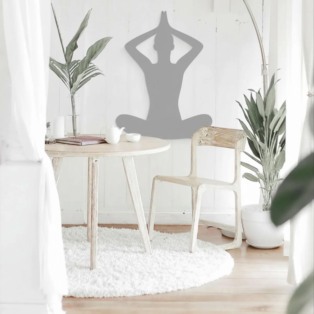 Yoga Sitzende Pose 02 Wanddekoration aus Birken-Sperrholz
