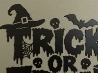 Trick or Treat Wall Decor – Dripping Letters Sign – Birch Plywood 45x35 cm