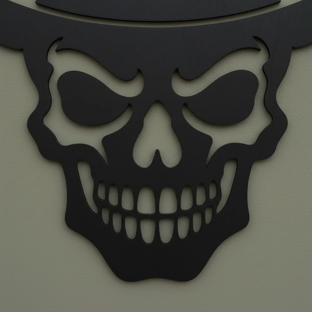 Skull in Top Hat Wall Decor – Gothic Halloween Skeleton – Birch Plywood 37x45 cm