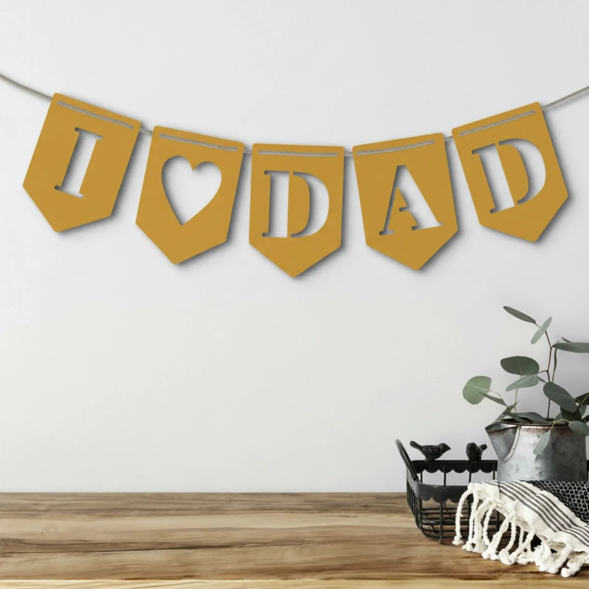 Holz-Girlande „I love Dad“ aus Birken-Sperrholz – 5 Wimpel