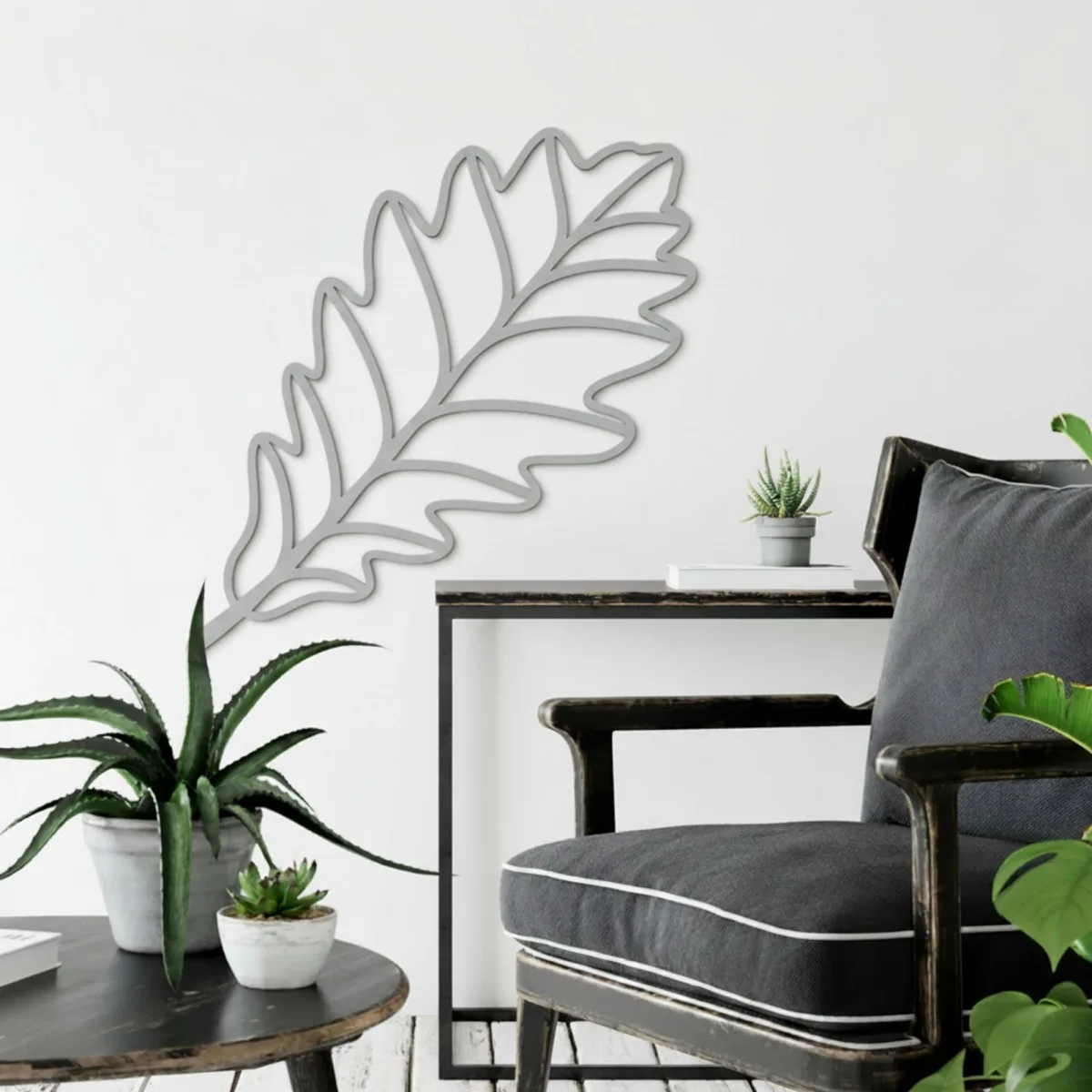 Birch plywood wall decoration - Oak leaf