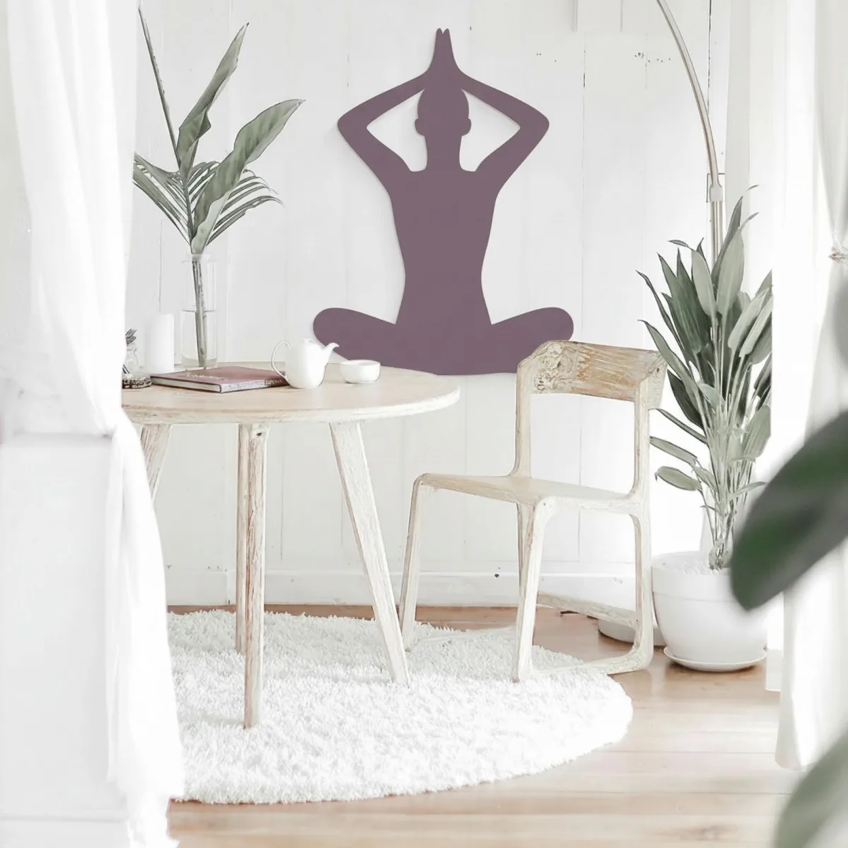 Yoga Sitzende Pose 02 Wanddekoration aus Birken-Sperrholz