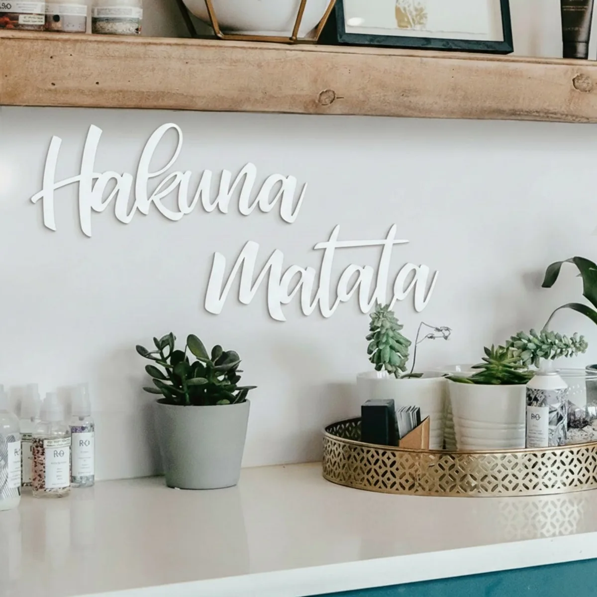 Wandletters „Hakuna Matata“ – berken multiplex (2-delig)