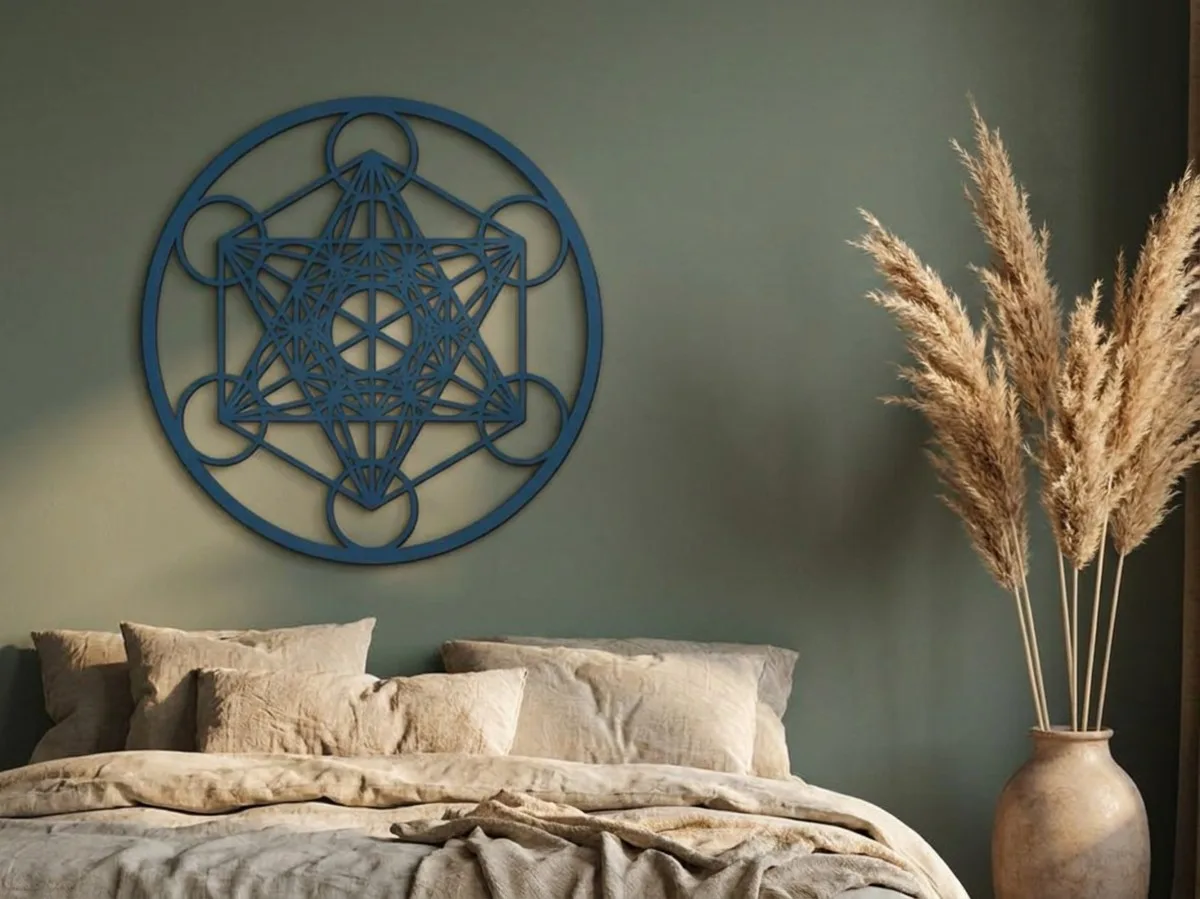 Round plywood decoration - Metatron's Cube