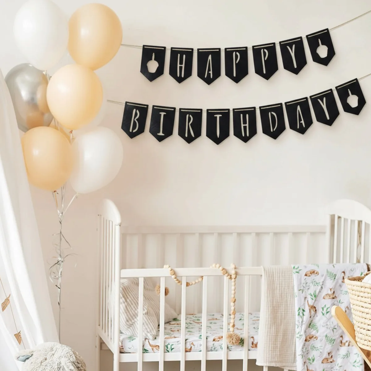 Décoration en bois - Guirlande Happy Birthday - Contreplaqué de bouleau