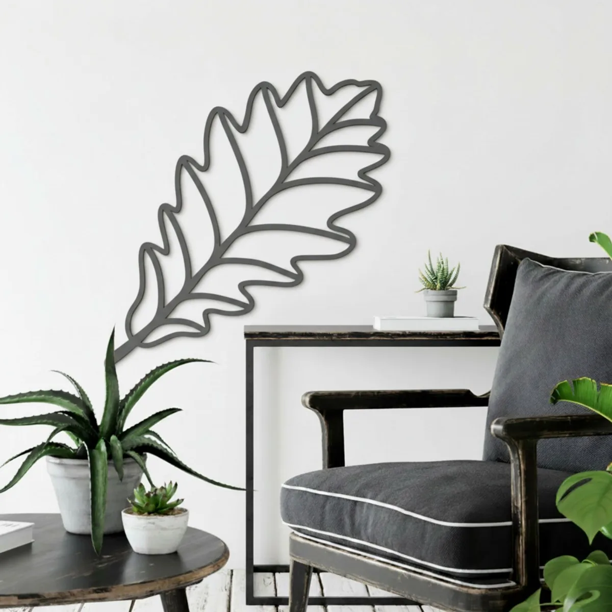 Birch plywood wall decoration - Oak leaf