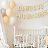 Décoration en bois - Guirlande Happy Birthday - Contreplaqué de bouleau