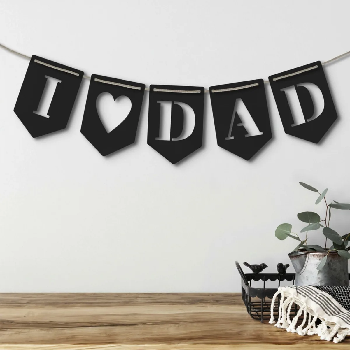 Holz-Girlande „I love Dad“ aus Birken-Sperrholz – 5 Wimpel