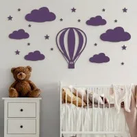 Déco murale montgolfière avec nuages et étoiles – contreplaqué de bouleau, chambre d’enfant