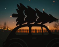 Retro Car with Christmas Tree Wall Decor – Birch Plywood